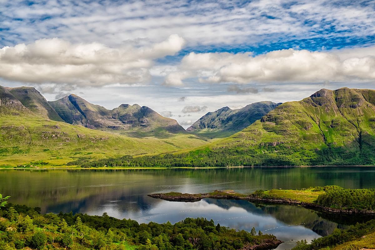 Highlands, historic castles, and legendary lochs