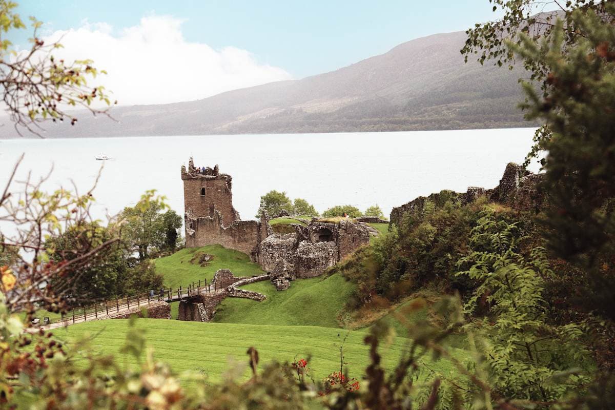 Michael Pasdzior Highlands, Castles & Scottish Legends